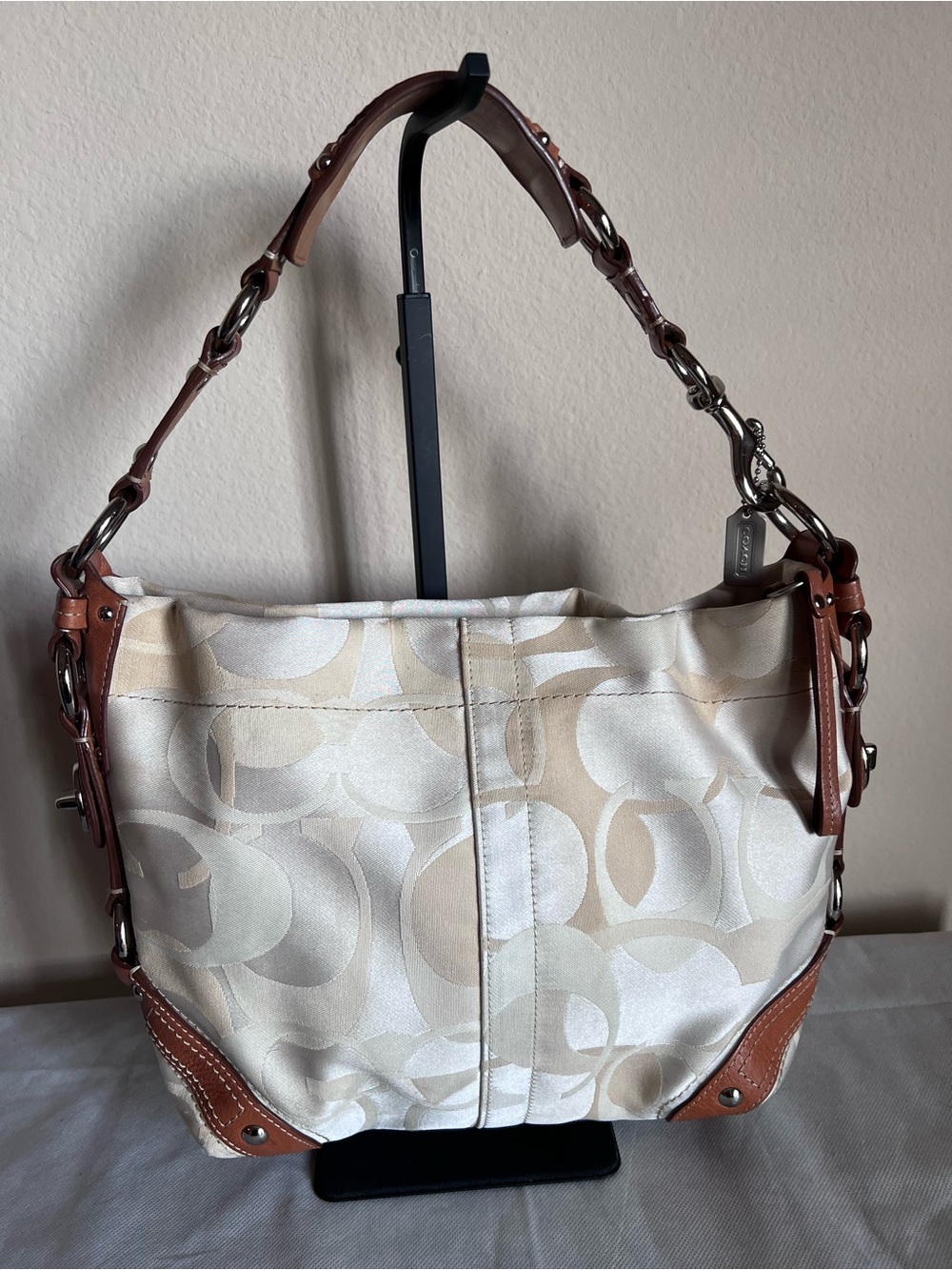 Coach Carly hobo shoulder bag